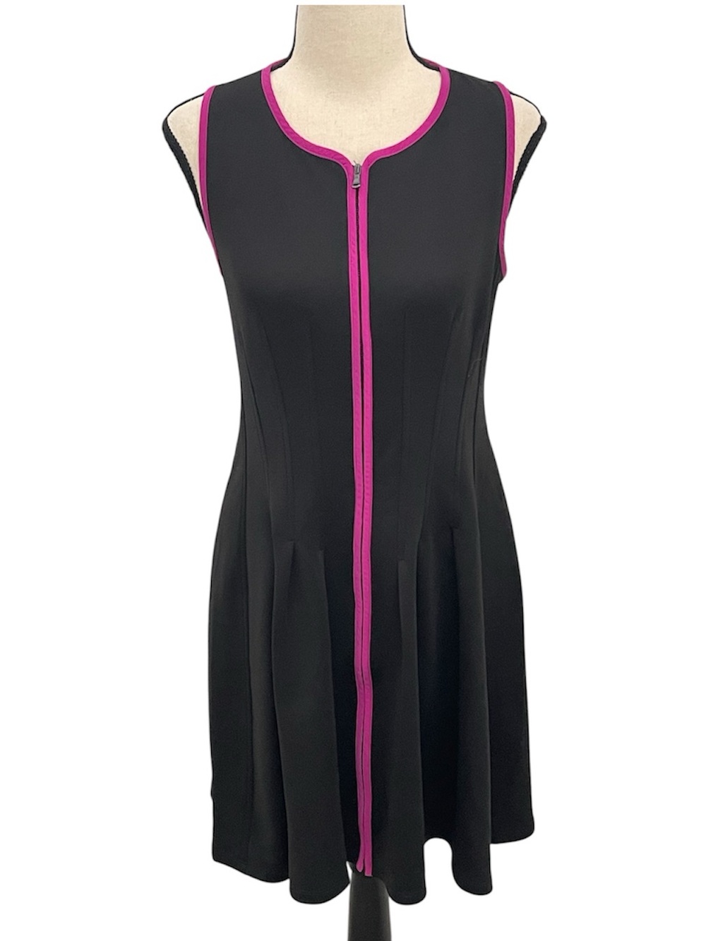 Betsey Johnson | Black w/pink trim Scuba Zip Front Dress Sz 2 - Picture 3 of 10